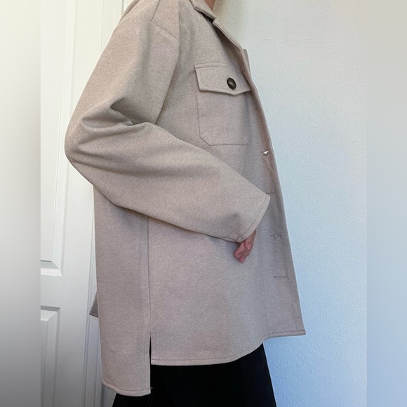 SOFT BEIGE BOXY PEA COAT - Picture 4 of 5